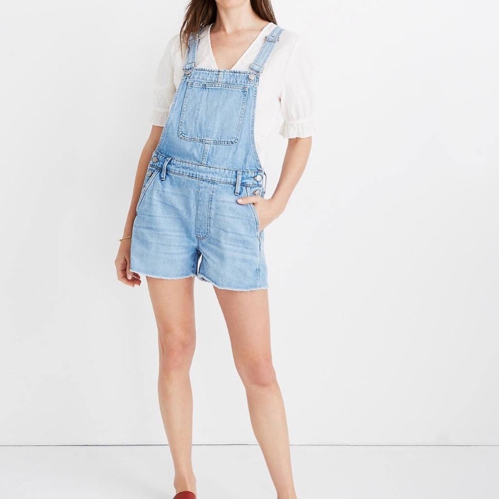 NWT Adirondack Short Overalls in Phillips Wash - SIZE Small